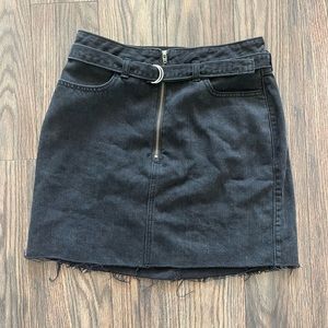 🖤black jean skirt from Hollister 🖤